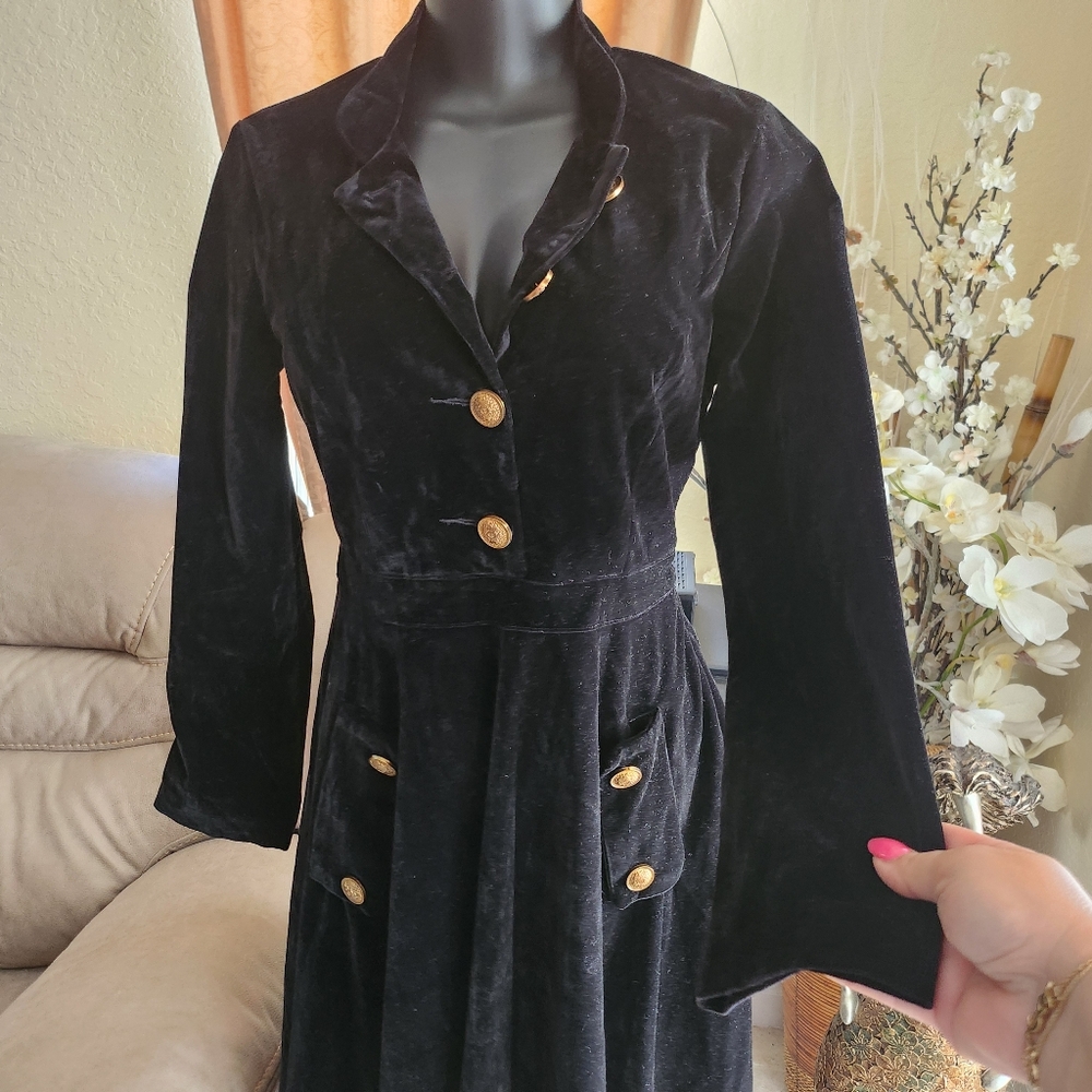 Feiinvan Velvet Long Sleeve Black Button Up Dress size M NEW - Picture 2 of 4